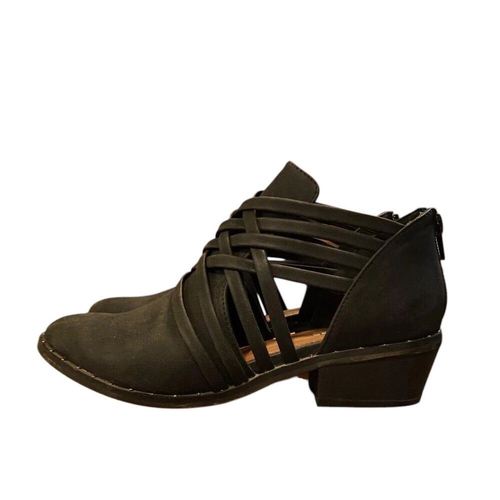 MAURICES Cece Multi Strap Ankle Bootie Shoe BLACK Size 7
